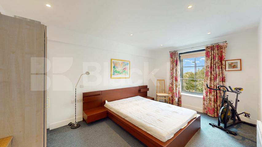 Bright & Spacious 2 Bed Apartment Moments from King’s Cross York Way, Holloway